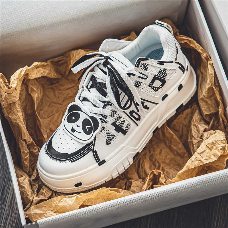 Düz Tabanlı Bağcıklı Büyük Bed - Men'S Training Shoes incelemesi ve fiyatı
