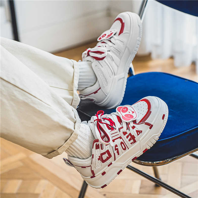 Düz Tabanlı Bağcıklı Büyük Bed - Men'S Training Shoes incelemesi ve fiyatı